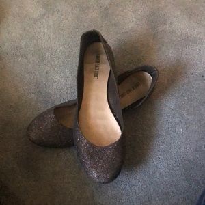 Black Glitter Size 13 Flats